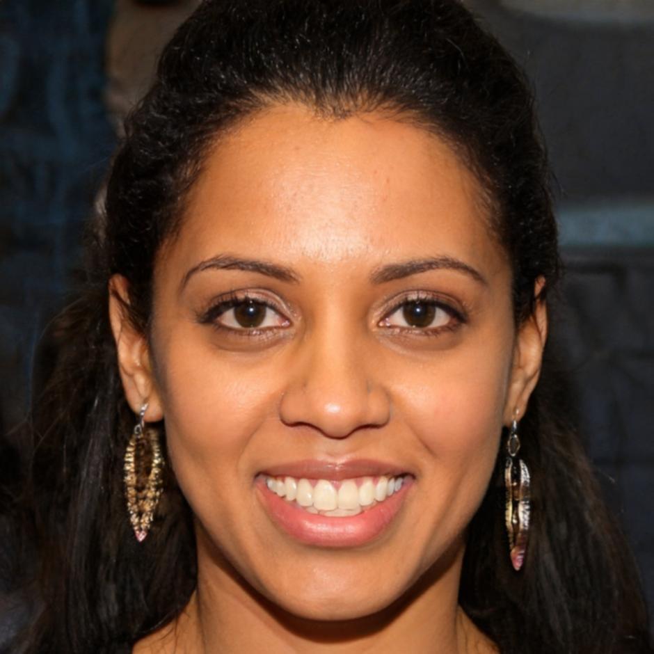 Dr. Priya Shenoy, Senior Cloud Architect